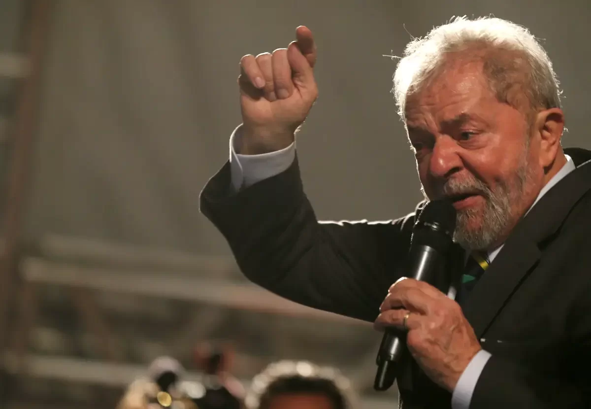 Lula quer 40 anos de prisão para quem ‘atentar’ contra ministros do STF e outros