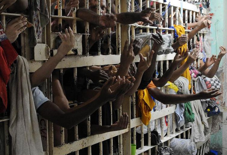 Mutirão carcerário pode conceder progressão de pena e beneficiar cerca de 100 mil presos no país