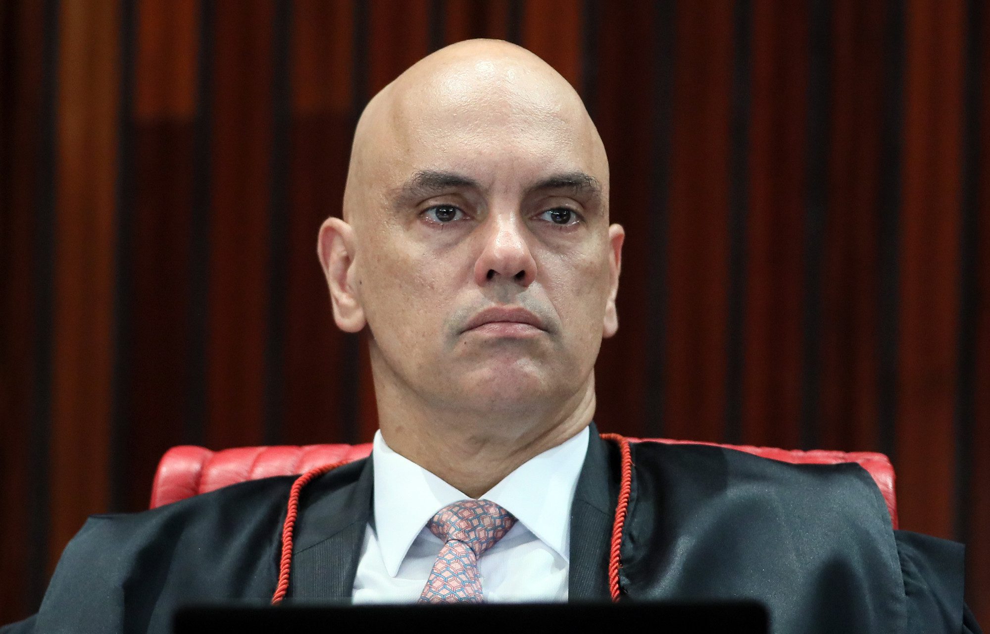 Alexandre de Moraes arquiva investigações contra 6 empresários