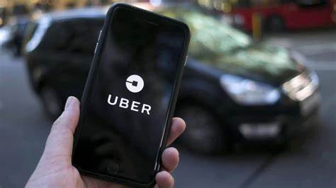 Justiça condena Uber a pagar R$ 1 bi e registrar motoristas