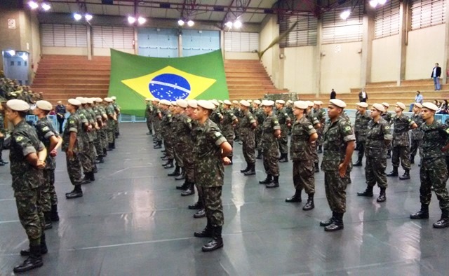 21 metralhadoras do Exército são furtadas de arsenal da base militar em Barueri, Grande SP