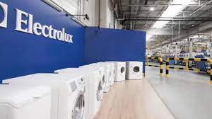 Electrolux deve demitir mais de 3 mil funcionários