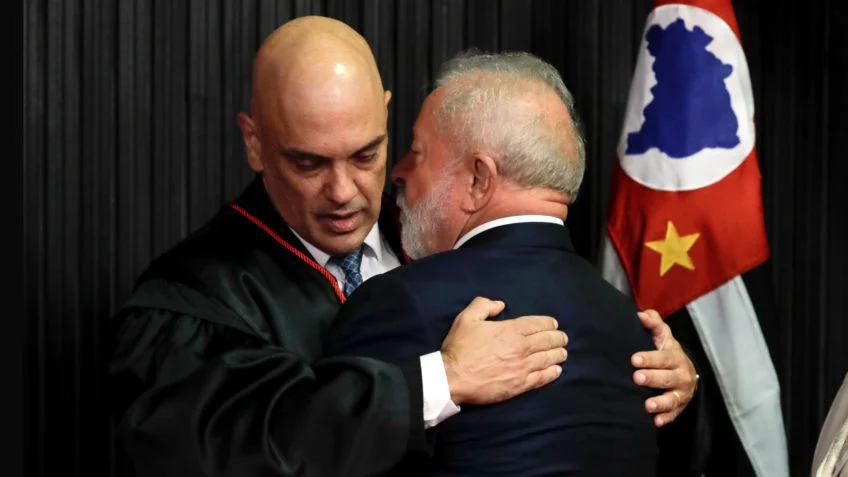 Relógio de R$ 80 milMoraes nega pedido para incluir Lula em investigação sobre presentes oficiais