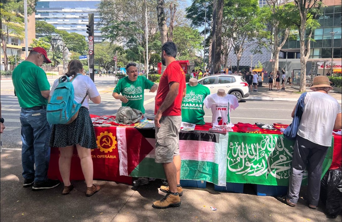 PCO vende camisas do grupo terrorista Hamas no centro de SP