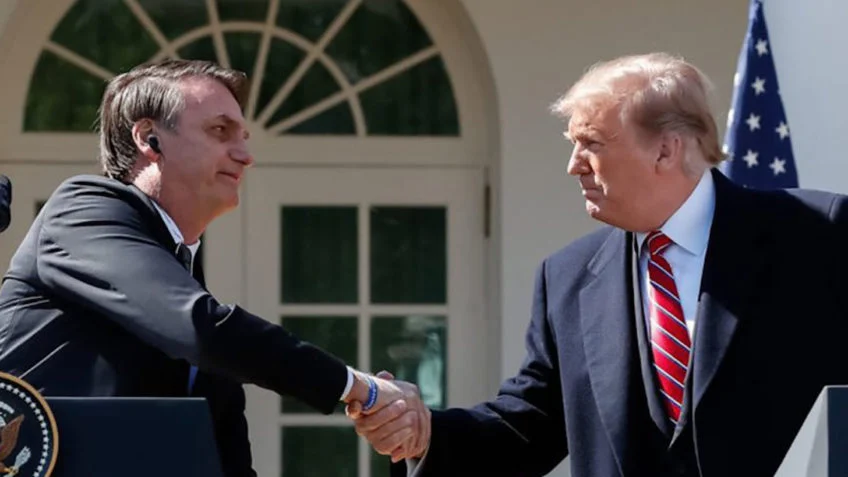 Bolsonaro é lider absoluto, à frente de Trump, Biden, Putin, Milei e outros líderes mundiais