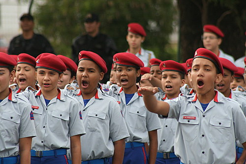 Rejeitadas pelo governo Lula, escolas cívico militares resistem no país Os estados com mais identificação com o bolsonarismo