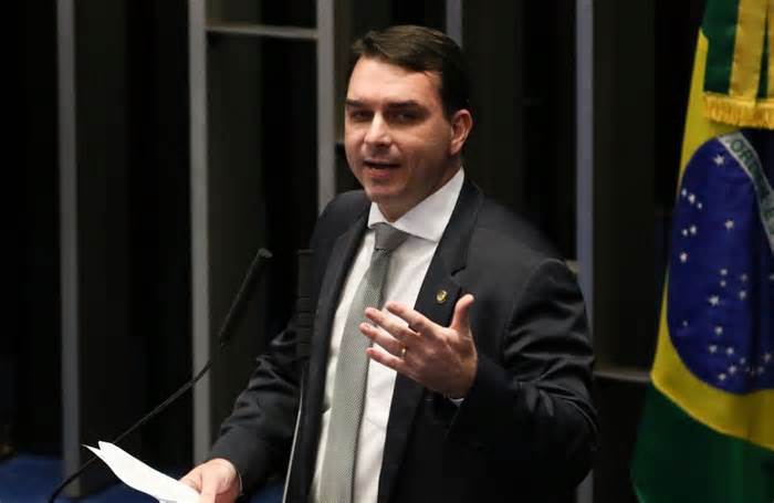 Flávio diz que 8/1 foi ‘oportunismo para prejudicar Bolsonaro’