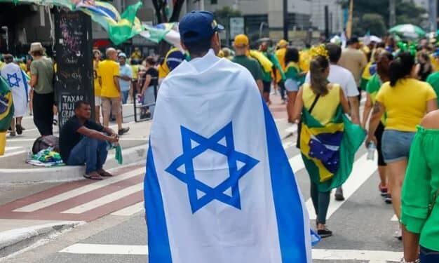 Ato convocado por Bolsonaro Chanceler de Israel agradece apoio em ato na Paulista: “Nem Lula conseguirá nos separar”