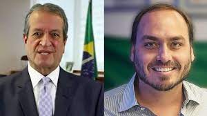 Após operação da PF, Costa Neto reitera convite a Carlos Bolsonaro