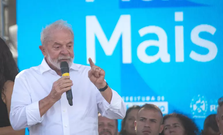 Lula volta atacar chama Bolsonaro de ‘ignorante’, ‘maluco’ e ‘aloprado’