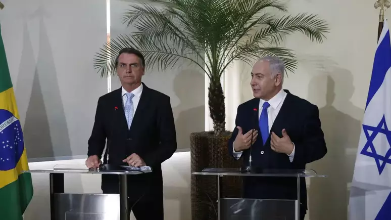 Defesa de Bolsonaro pede passaporte de volta para visita a Israel