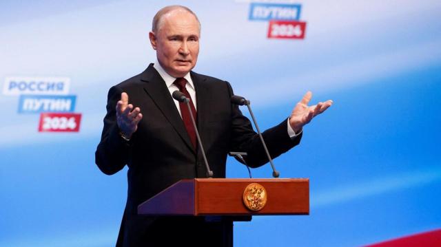 Putin vence eleições russas com cerca de 87,3% dos votos e estende poder até 2030