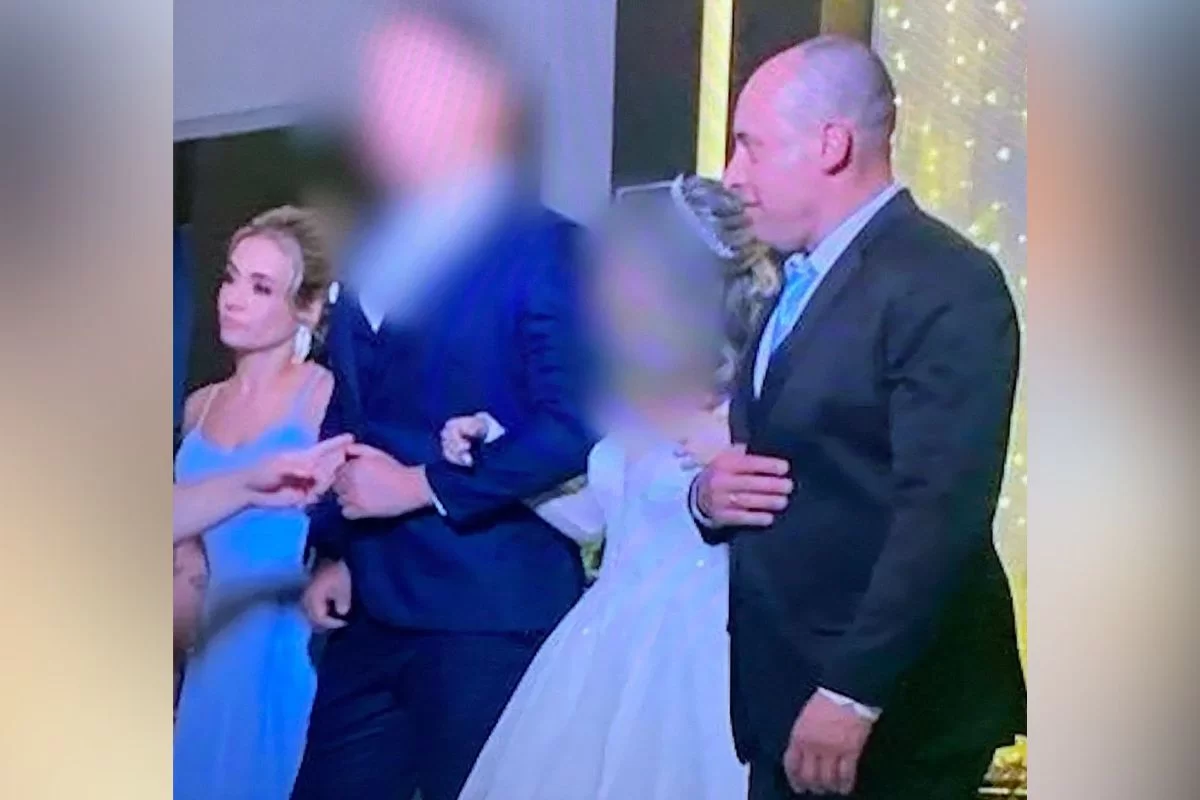 Alexandre Nardoni e Anna Carolina Jatobá vão a casamento como padrinhos