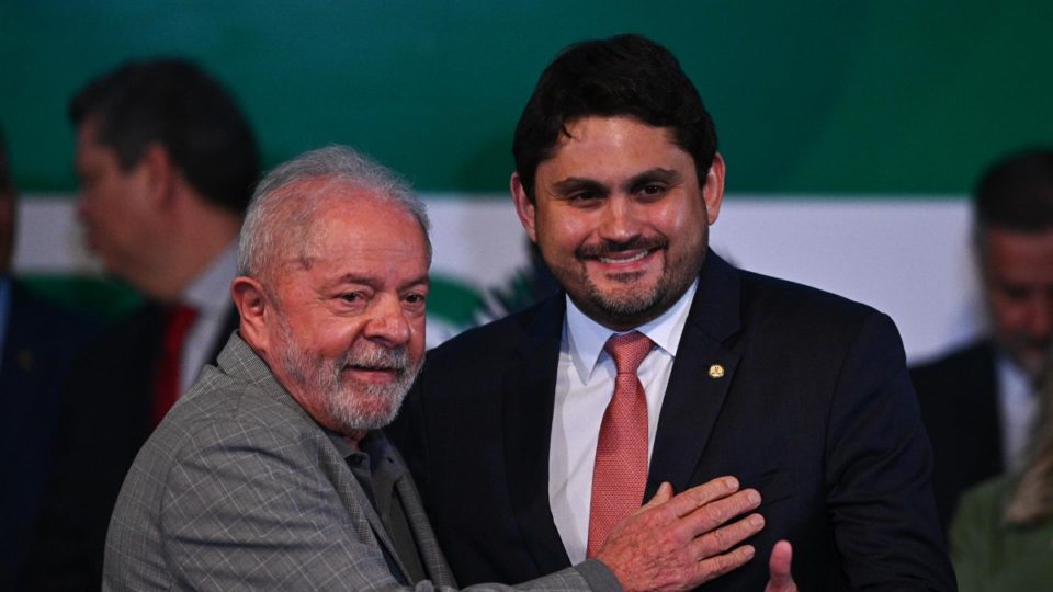 Para favorecer Correios,  ministro de Lula quer “regulamentar” entrega de e-commerce