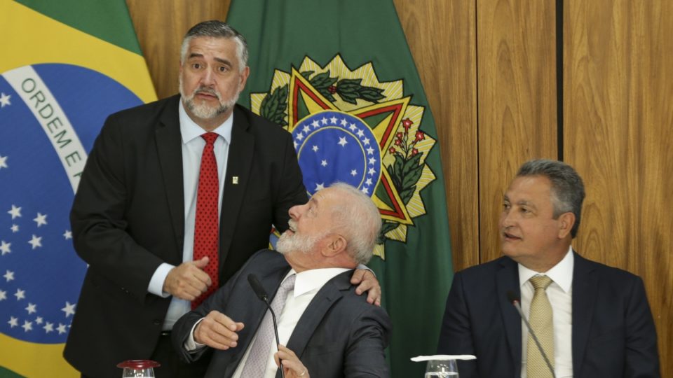 Com custo estimado de quase R$ 200 milhões, agências serão contratadas pelo governo Lula para cuidar de redes sociais