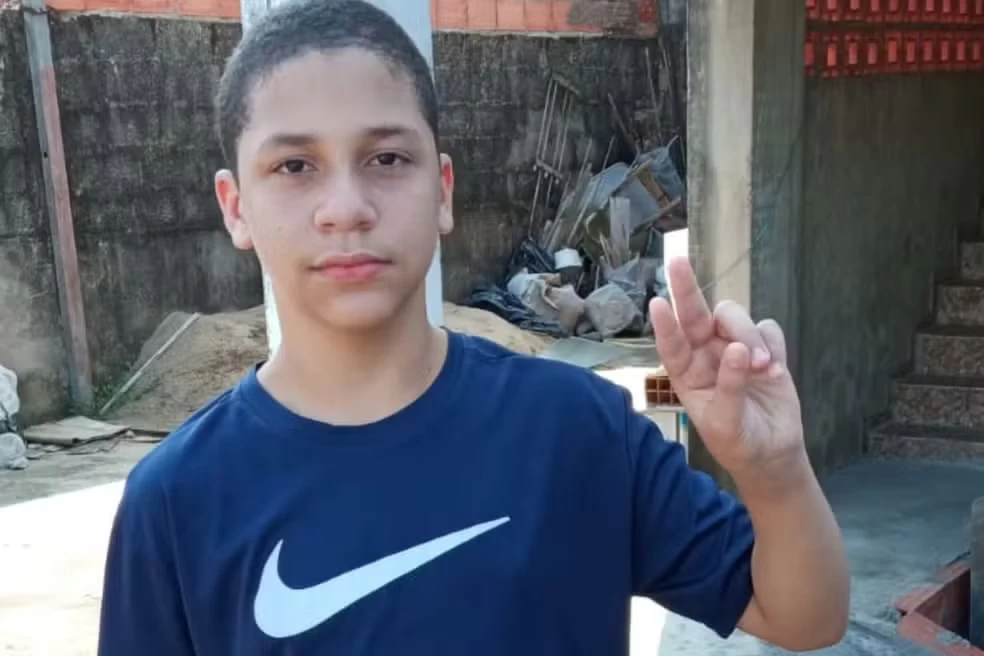 Aluno morre após sofrer ataques dentro de escola estadual em Praia Grande