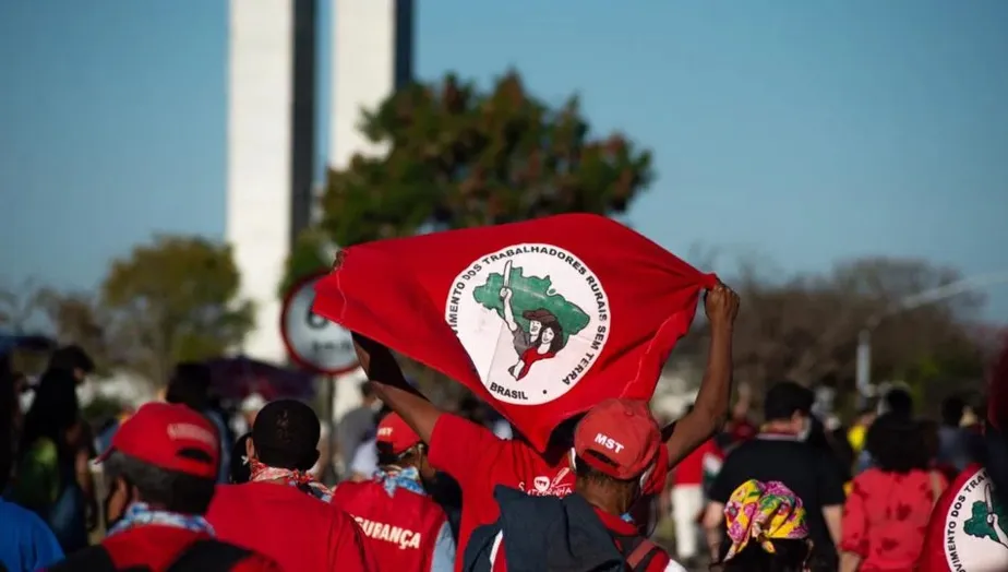 MST invade terras em todo o país e cobra governo no ‘abril vermelho’