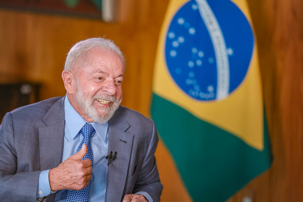 Lula tirou mais dinheiro do brasileiro que qualquer outro