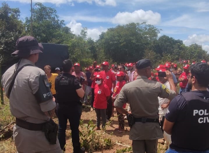 PM age rápido para evitar invasão de terras em Goiás