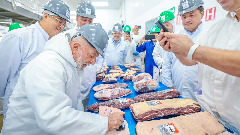 Irmãos Batista recebem Lula para cerimônia em frigorífico da JBS em Campo Grande