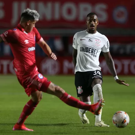 Corinthians perde 1a na Sulamericana por 1 X 0