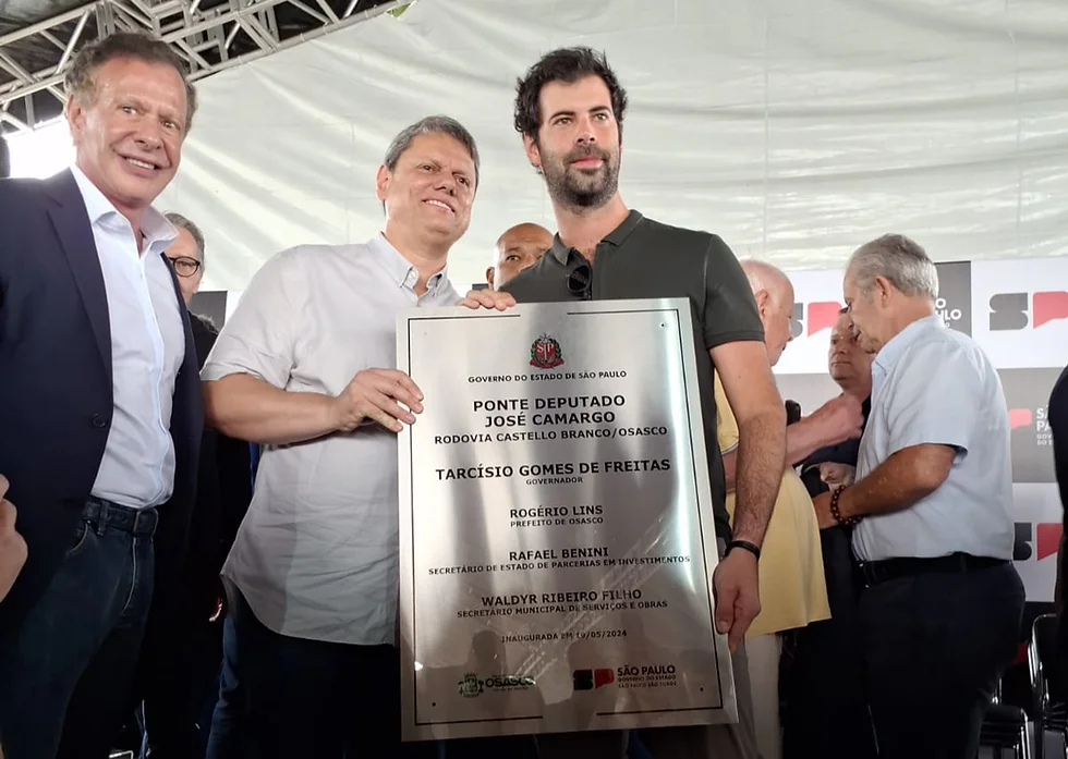 Tarcísio inaugura viaduto que liga Osasco à Rodovia Castello Branco