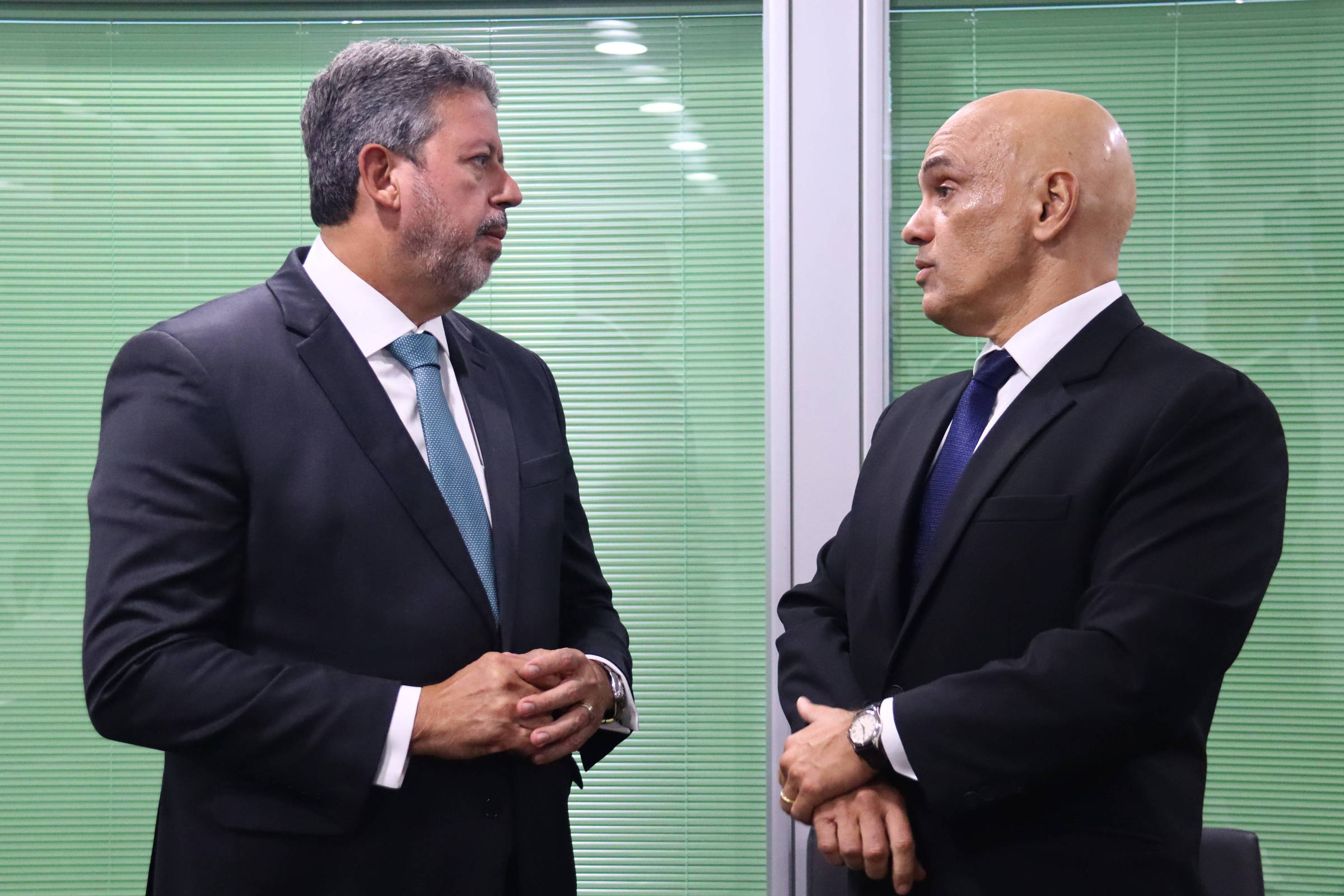 STF: Moraes recua e derruba censura imposta por ele a reportagens sobre Lira