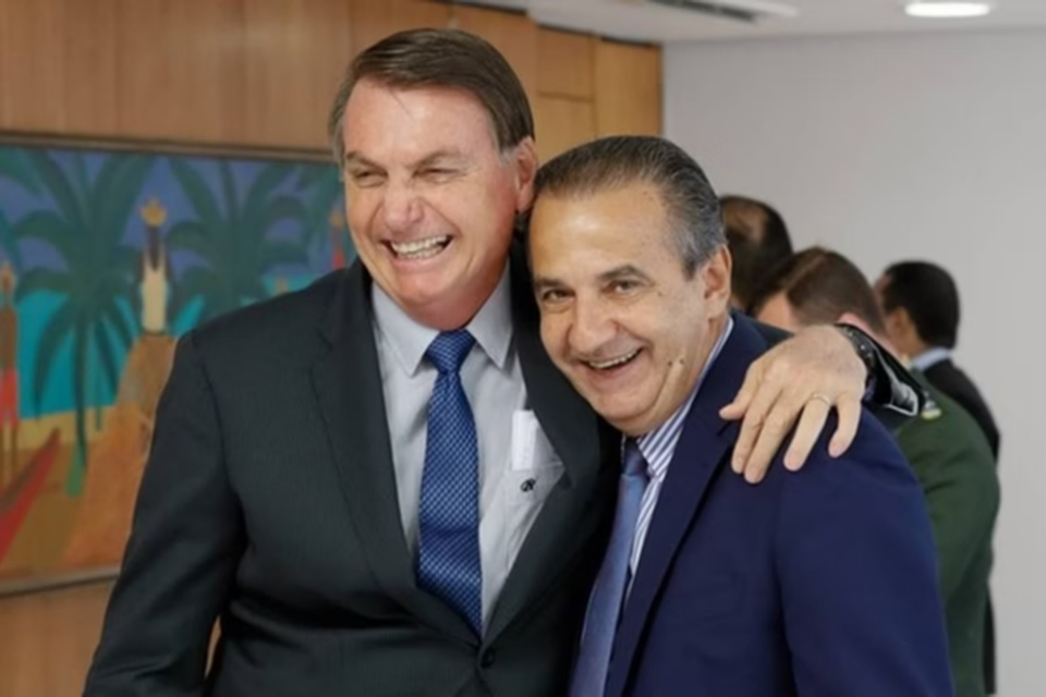 Bolsonaro recebe Tarcísio e Malafaia após pastor criticar governador