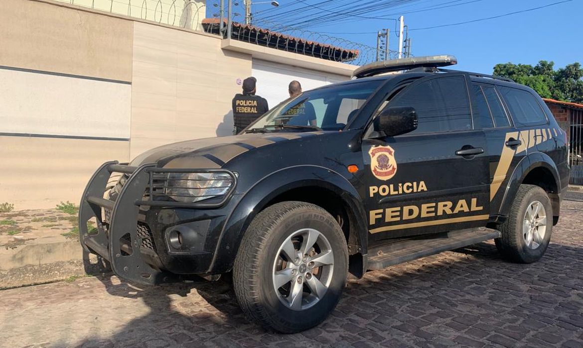 Lesa Pátria: PF prende cerca de 40 pessoas em 18 estados e no DF