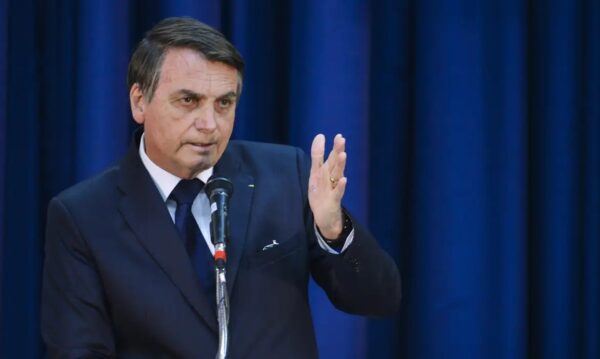 Defesa de Jair Bolsonaro se manifesta após retirada de sigilo do caso das joias; leia íntegra