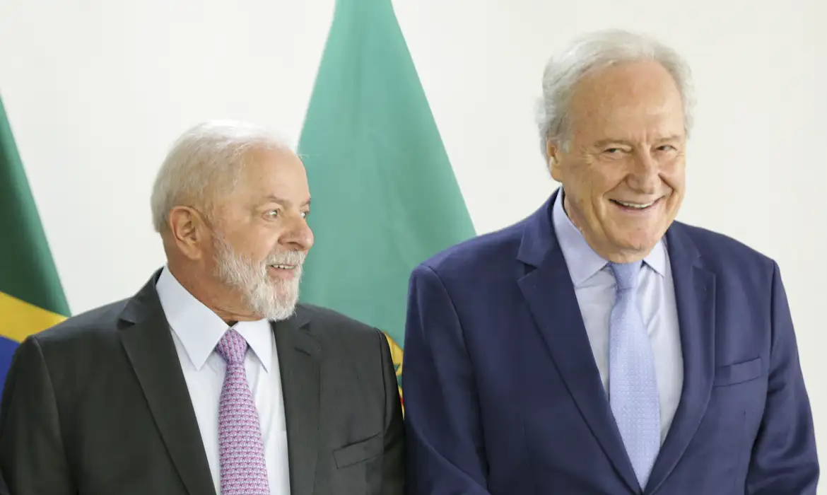 Governo Lula desistiu de indulto para presas por “cenário político”