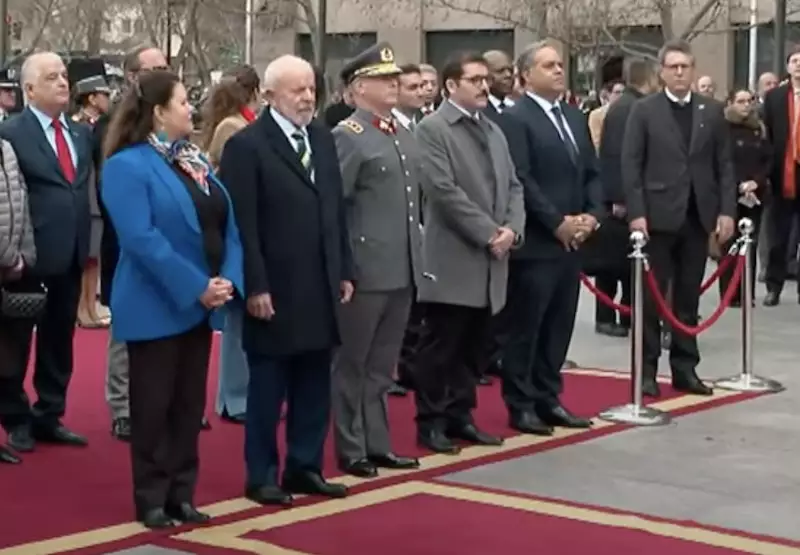 Lula é vaiado durante ato oficial em Santiago, no Chile