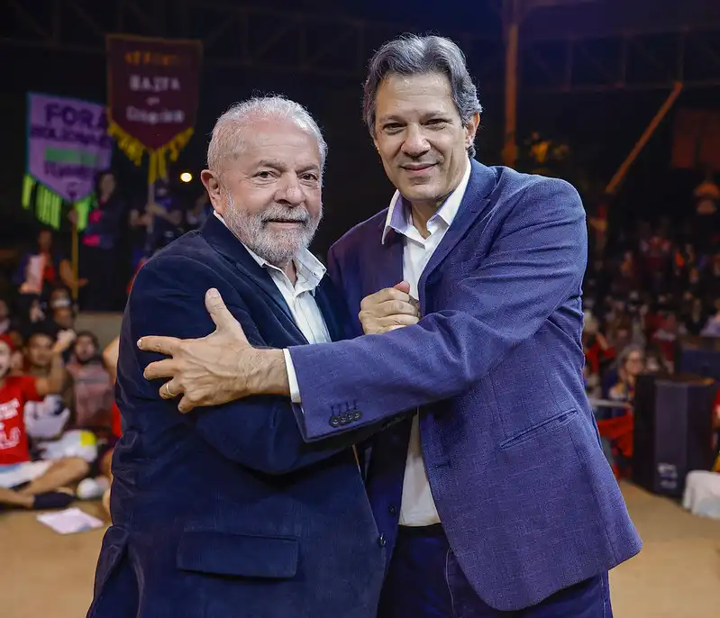 Lula já “tem em mente” indicado para presidência do BC, diz Haddad