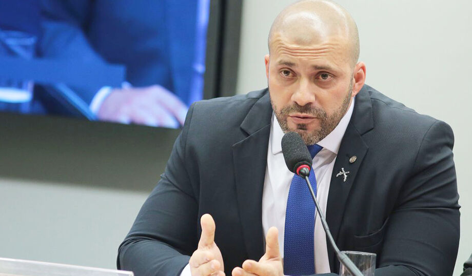 Advogado de Daniel Silveira agora tem “carta na manga” contra Moraes