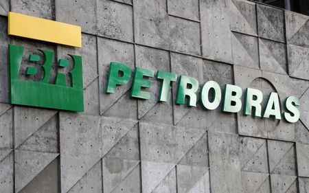 Petrobras Desmente Rumores e Ações Despencam: A Tragédia de uma Esperança Frustrada