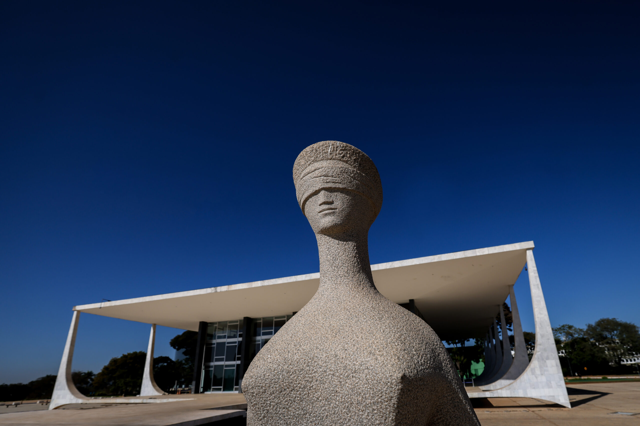 STF debate presença de símbolos religiosos em prédios públicos