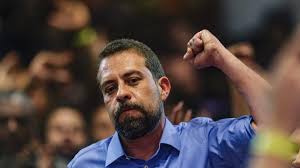 Boulos Reúne Militância e Reafirma Posição Contra Tarcísio e Bolsonaro