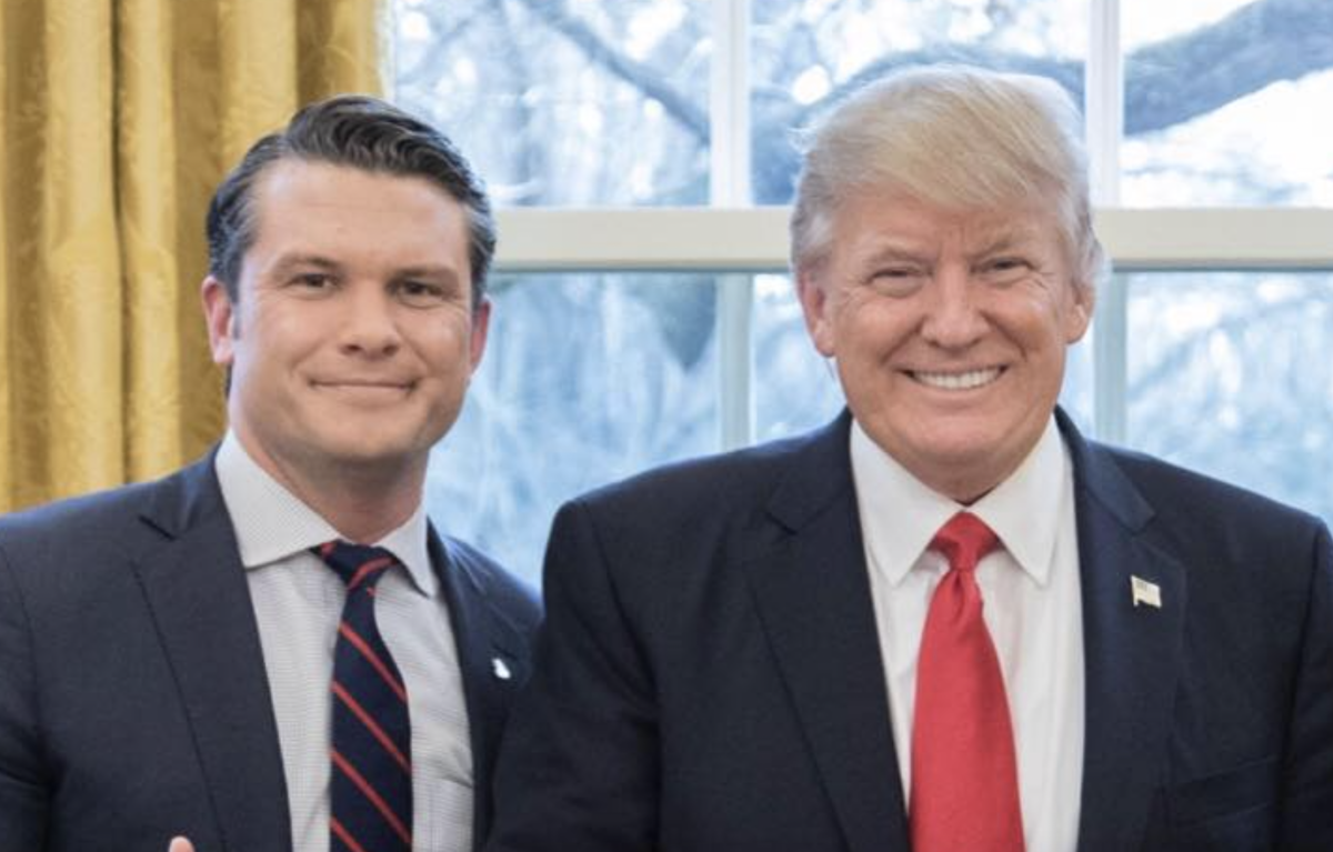 Trump Nomeia Apresentador da Fox News, Pete Hegseth, como Secretário de Defesa