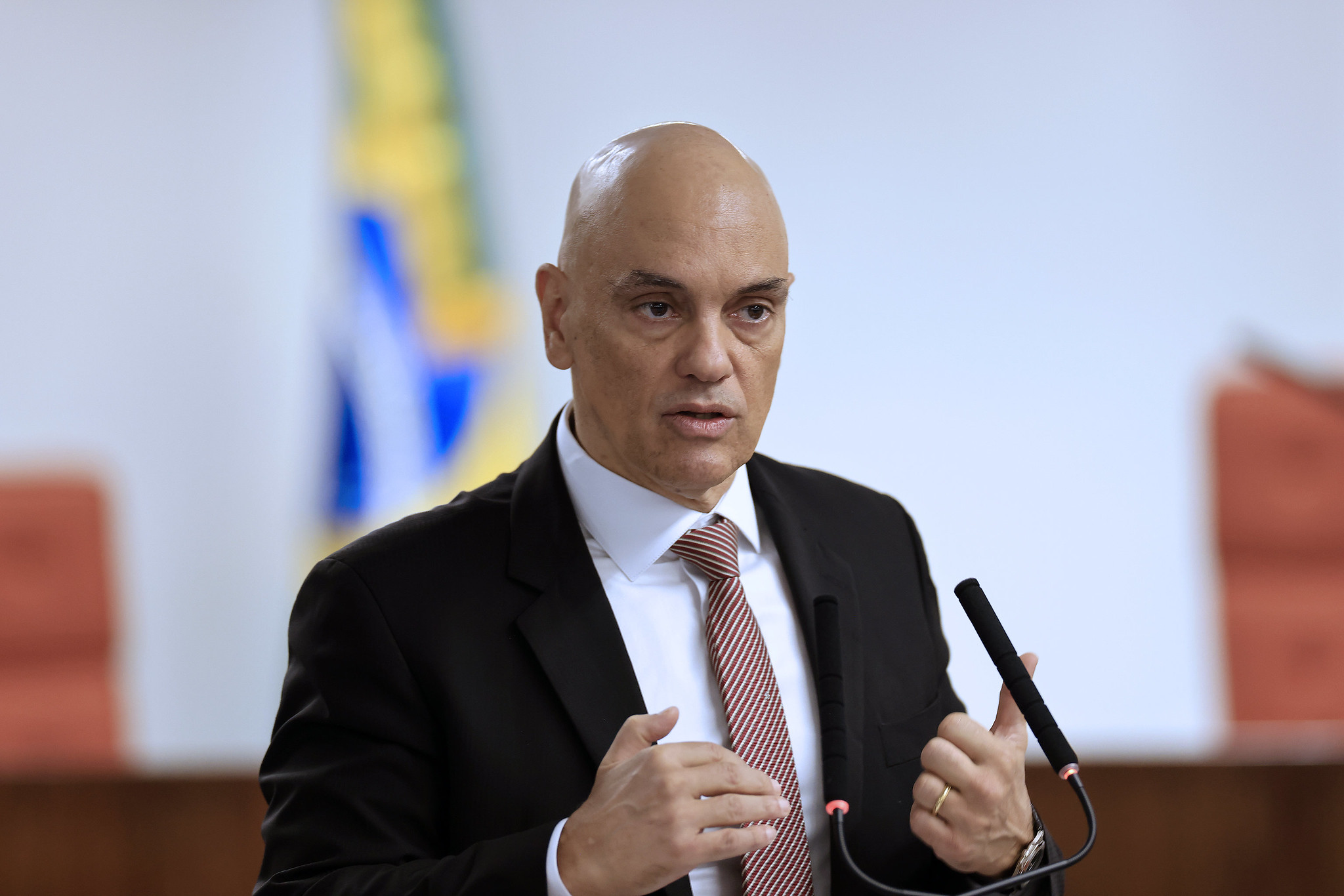 Moraes Barras Solicitação do Cremesp por Prontuário de Pacientes que Realizaram Aborto Legal