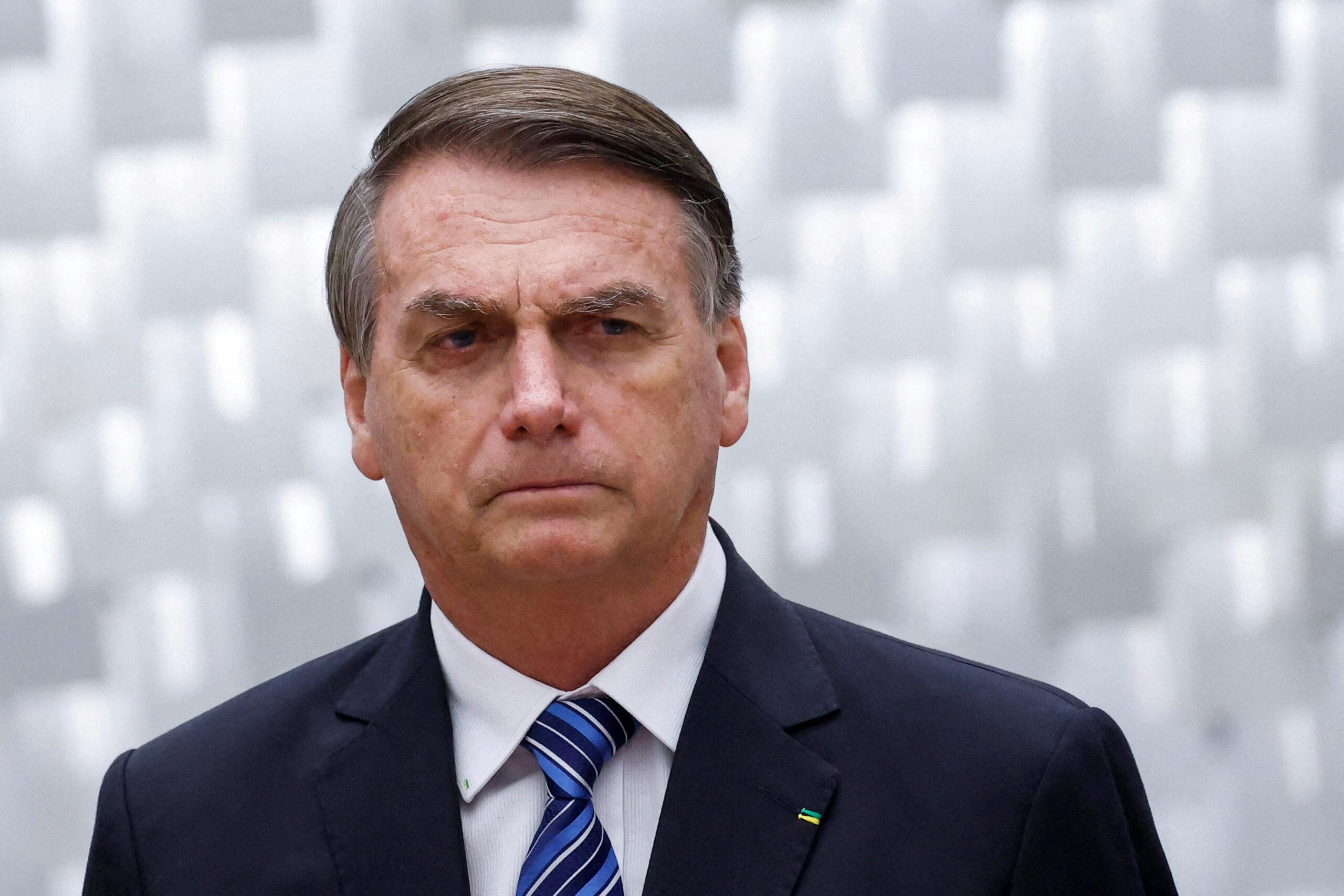 Bolsonaro Critica Mudança em Regras para Investimentos de Fundos de Pensão