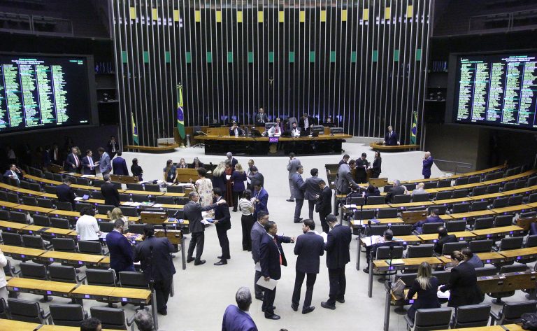 Cadastro Nacional de Pedófilos e Castração Química: Câmara Aprova Projeto Polêmico