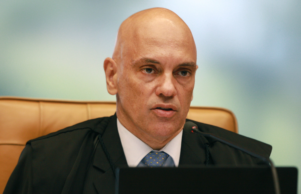 Ministro Moraes Reconhece Falta de Provas no Caso do 8/1