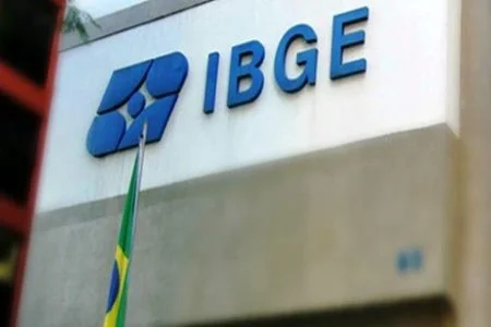 IBGE Enfrenta Crise Interna com Troca de Diretores, Afirma Sindicato