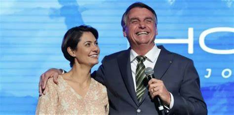 Jair e Michelle Bolsonaro Criticam Aumento do Café Durante Governo Lula