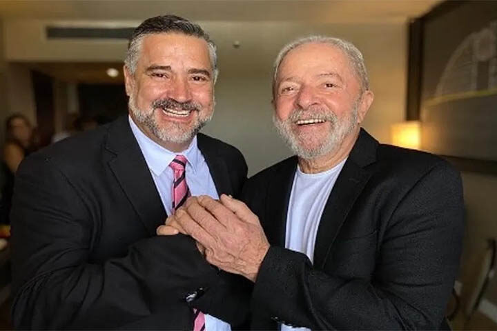 Lula Conduz Transição na Comunicação do Governo