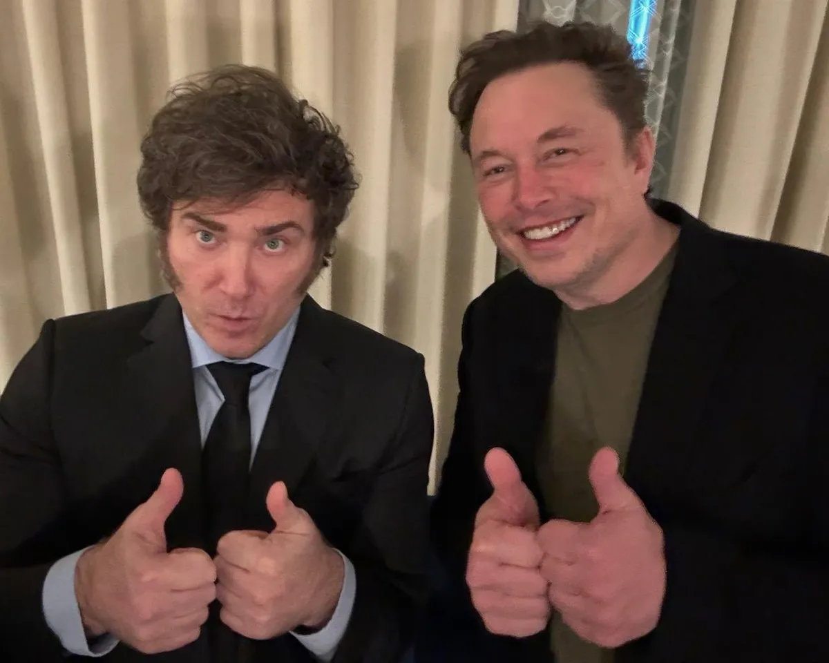 Milei exalta Elon Musk e o compara a Da Vinci do século XXI