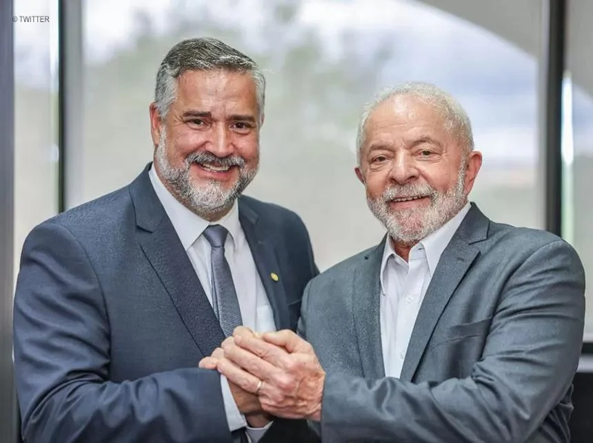 Lula Substitui Paulo Pimenta por Sidônio Palmeira na Secom