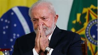 Jovens Criticam Economia sob Lula III e Desaprovam Governo em Massa, Aponta Pesquisa