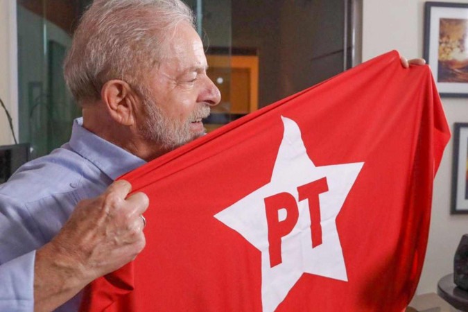 Lula celebra os 45 anos do PT: “Nasceu para transformar o Brasil”