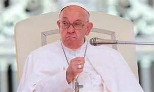 Papa Francisco Passa Noite Tranquila em Hospital de Roma, Diz Vaticano